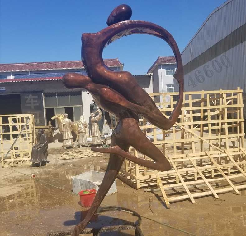 抽象舞蹈人物銅雕塑，銅男女跳舞雕塑，抽象銅人物雕塑