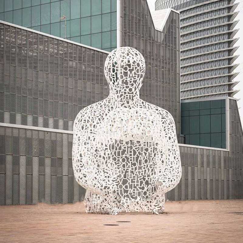 不銹鋼雕塑工廠，鏤空不銹鋼人物雕塑