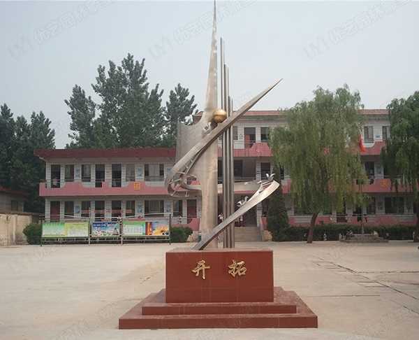 優(yōu)藝不銹鋼雕塑廠(chǎng)家解析不銹鋼雕塑的制作工藝