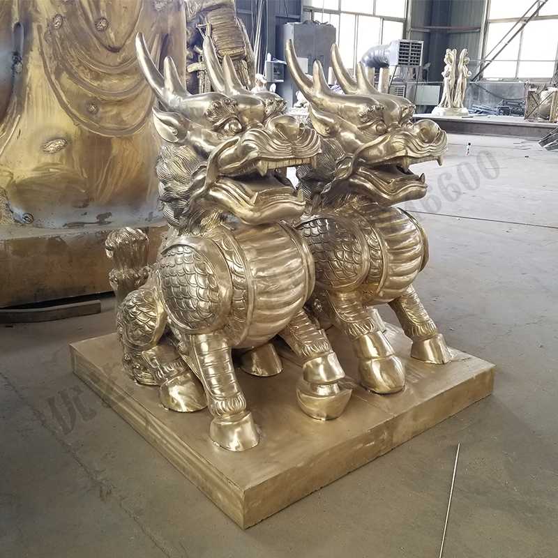 銅麒麟擺件，風(fēng)水麒麟擺件，傳統(tǒng)麒麟雕塑