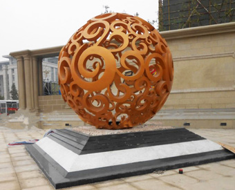 不銹鋼雕塑價格的影響因素有哪些？